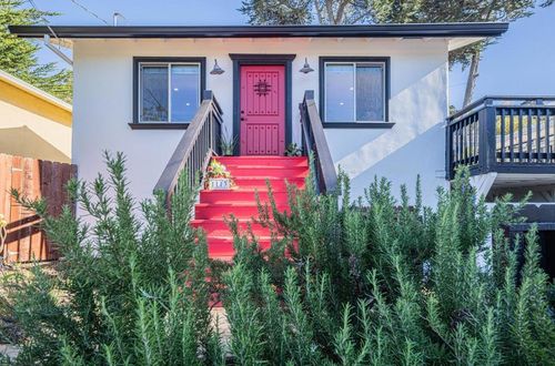 1113 Presidio Blvd, Pacific Grove, CA, 93950 | Card Image