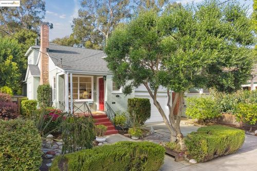 972 Collier Dr, San Leandro, CA, 94577-3820 | Card Image