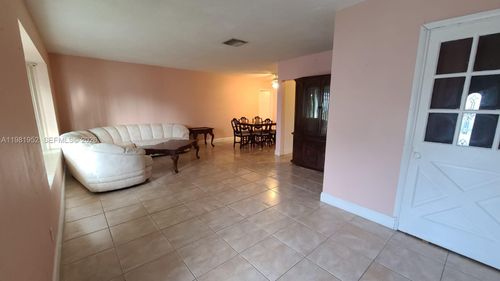0-6808 Nw 75th St, Tamarac, FL, 33321 | Card Image