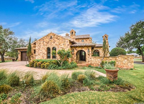 100 Milagro, Horseshoe Bay, TX, 78657-2255 | Card Image