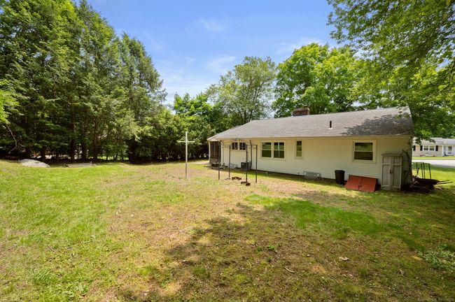 11 Deerbrook Rd, House other with 3 bedrooms, 2 bathrooms and 4 parking in Norwich CT | Image 9