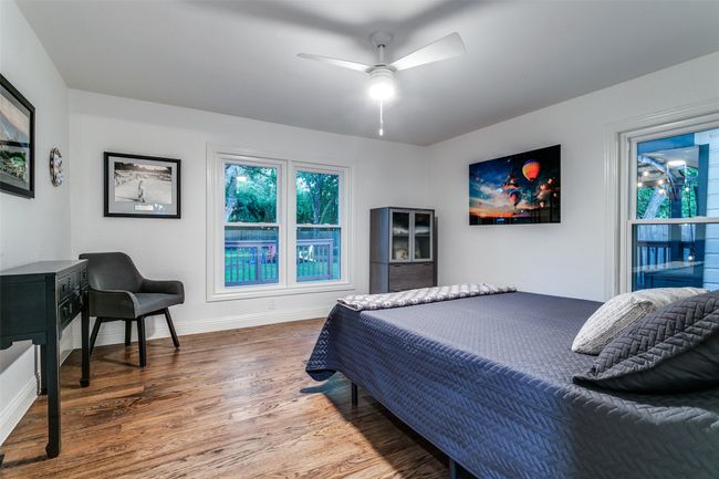854 E Wall St, House other with 3 bedrooms, 2 bathrooms and null parking in Grapevine TX | Image 22