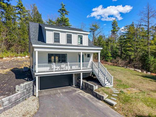 1239 Center St, Wolfeboro, NH, 03894-4551 | Card Image