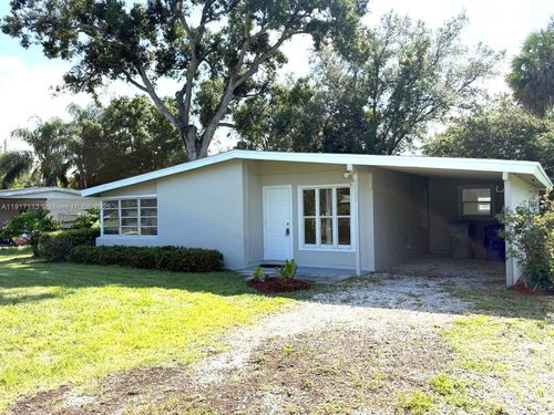 2045 79th Ave, Vero Beach, FL, 32966-1362 | Card Image