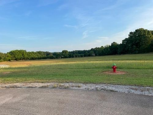 149 Isom Dr, Cherokee, AL, 35616-5256 | Card Image