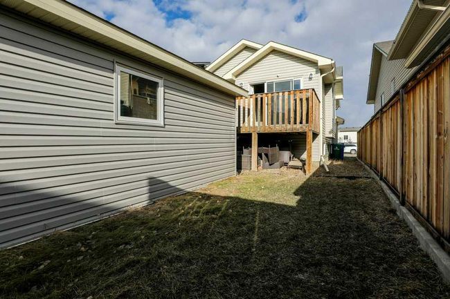 248 Sunridge Road W, Home with 4 bedrooms, 2 bathrooms and 2 parking in Lethbridge AB | Image 15