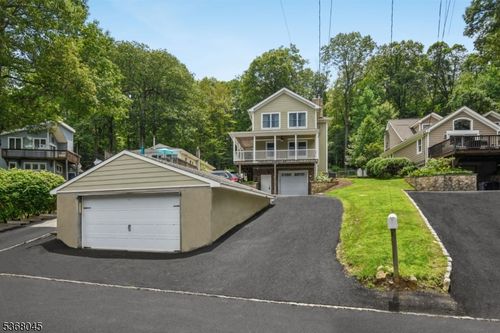106 Mcgregor Ave, Mount Arlington, NJ, 07856-1033 | Card Image
