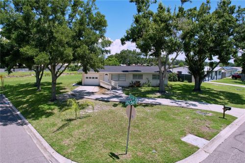 4201 63rd St N, Kenneth City, FL, 33709-5039 | Card Image