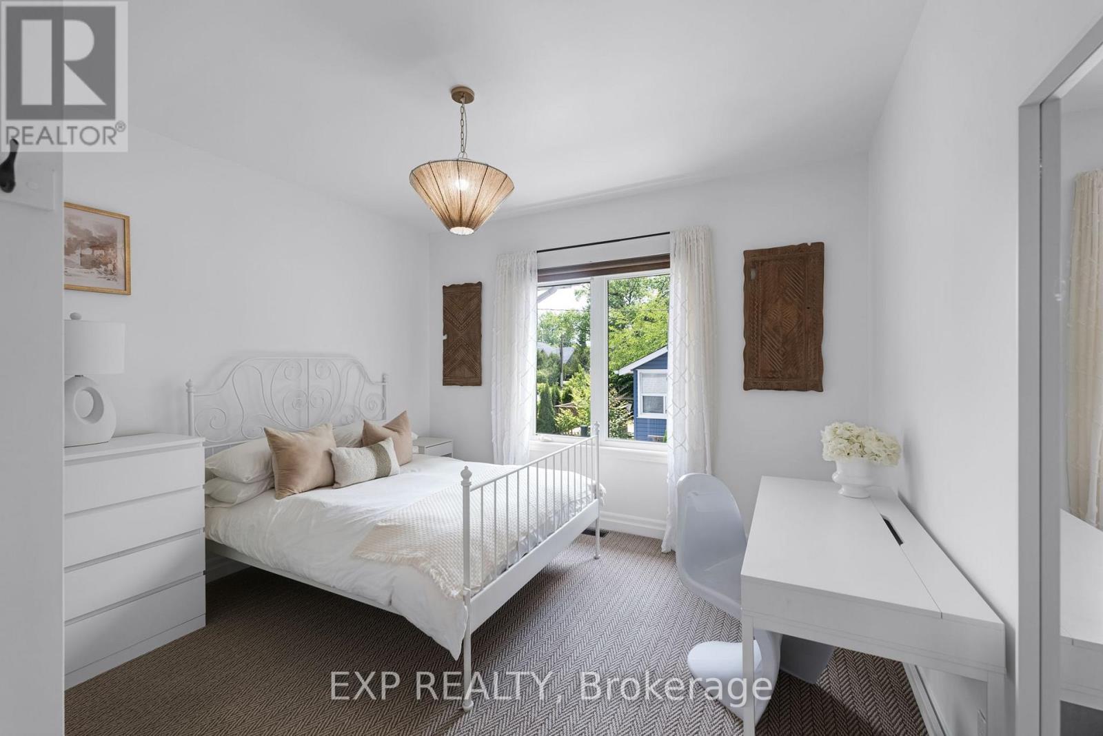 Residential in Wasaga Beach 4