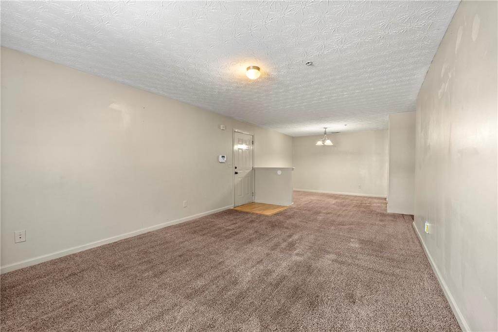 Residential Lease in Lithonia 4