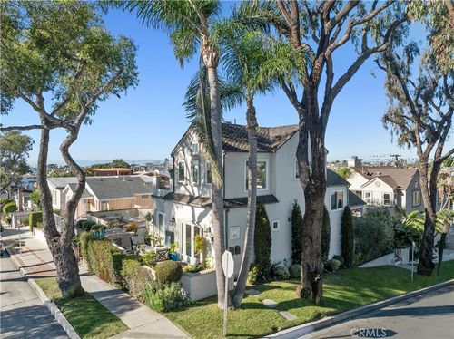 423 Poppy Ave, Corona del Mar, CA, 92625-2509 | Card Image