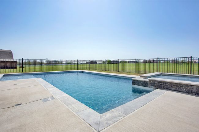 Beautiful way to spend your summer! | Image 4
