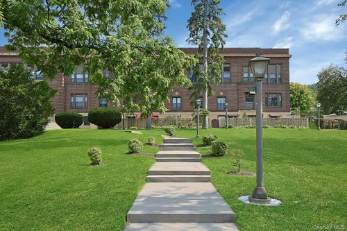 13-60 Kensico Rd, Thornwood, NY, 10594-1142 | Card Image