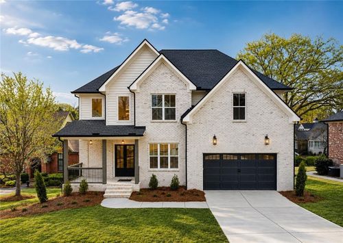 318 Vinings Walk Nw, Gainesville, GA, 30501-2924 | Card Image