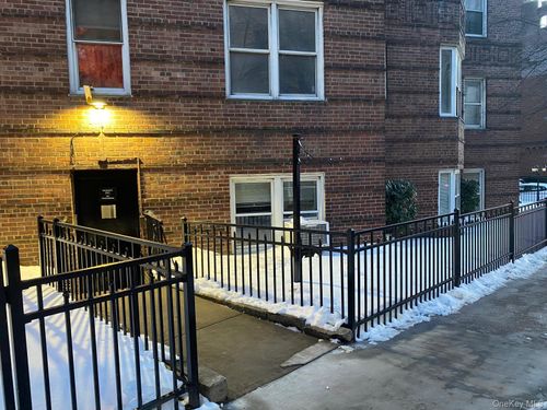 suite-aa-7312 35th Avenue, New York, NY, 11372 | Card Image