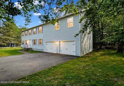 1226 Country Place Dr, Tobyhanna, PA, 18466-7957 | Card Image