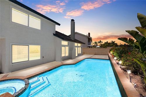 18282 Fieldbury Ln, Huntington Beach, CA, 92647 | Card Image
