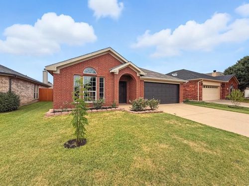 4720 Topaz Ln, Granbury, TX, 76049-7789 | Card Image