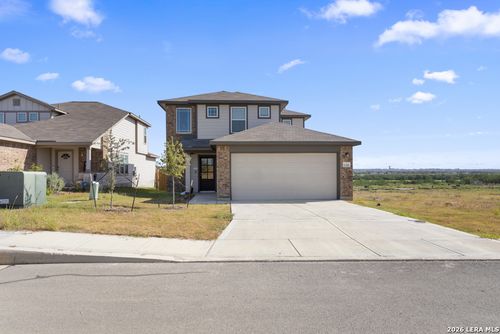 11221 Hollinger Cir, Converse, TX, 78109-0766 | Card Image