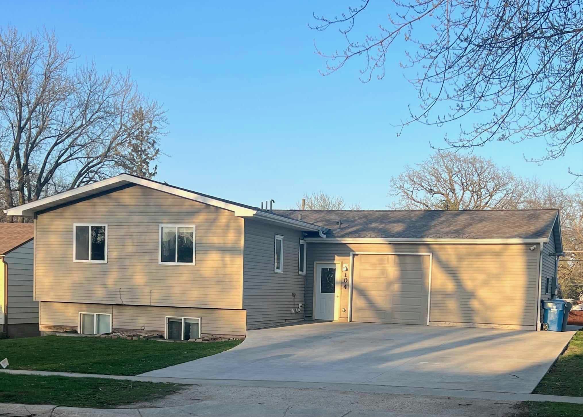 1st Ave, Dodge Center, MN 55927