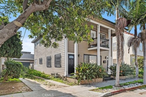 1728 E Florida St, Long Beach, CA, 90802-3562 | Card Image