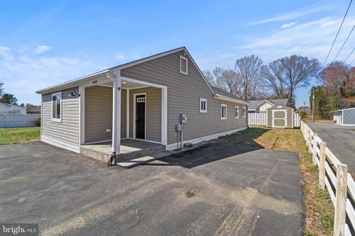 10349 Gordon Ave, Gordonsville, VA, 22942-7547 | Card Image