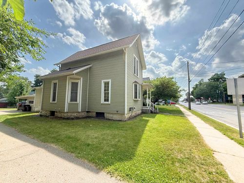 512 E Main St, Owosso, MI, 48867-3141 | Card Image