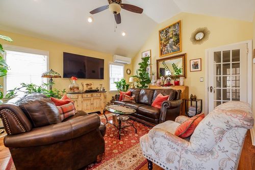 311 Washington Blvd, Long Beach, NY, 11561-3025 | Card Image