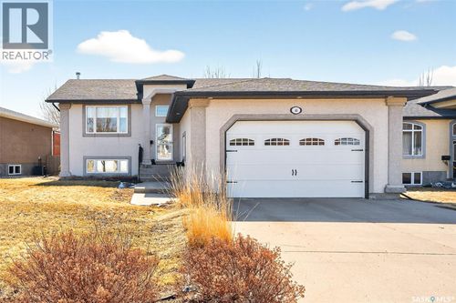 45 Goldenglow Dr, Moose Jaw, SK, S6J1N7 | Card Image