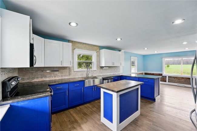 164 Burrows Rd, House other with 3 bedrooms, 2 bathrooms and 3 parking in West Middlesex PA | Image 15