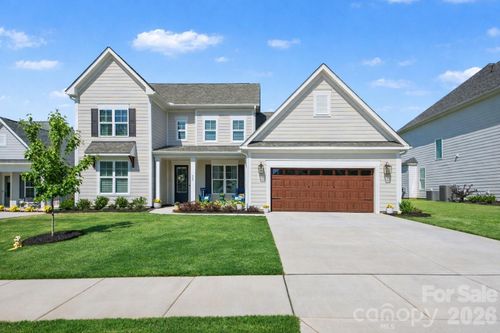 423 Lucky Dr Nw, Concord, NC, 28027-5655 | Card Image