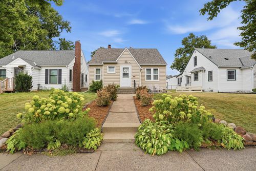 1238 Grotto St N, Saint Paul, MN, 55117-4015 | Card Image
