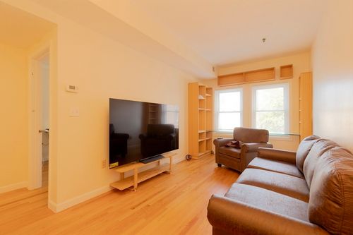 104-2456 Massachusetts Ave, Cambridge, MA, 02140-1644 | Card Image