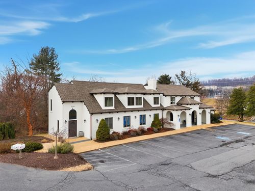 2704 Spotswood Trl, Rockingham, VA, 22801-2213 | Card Image