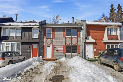 1251 Elegante Ln, Anchorage, AK, 99501-5620 | Card Image