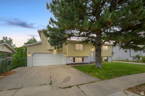 5496 W Peggy Ln, West Valley City, UT, 84120-4624 | Card Image