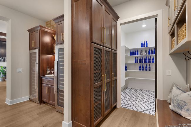 8170 Blue Oak, House other with 4 bedrooms, 5 bathrooms and null parking in Garden Ridge TX | Image 66