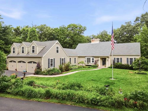 N6641 Woodfield Ln, LAKE MILLS, WI, 53551-9740 | Card Image