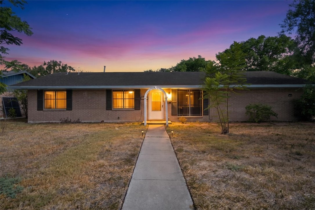 Residential in Kingsville 5