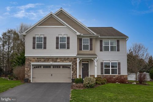 29 Summerlyn Dr, EPHRATA, PA, 17522-9237 | Card Image