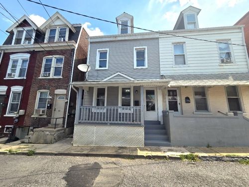 219 N Fountain St, Allentown, PA, 18102-3918 | Card Image