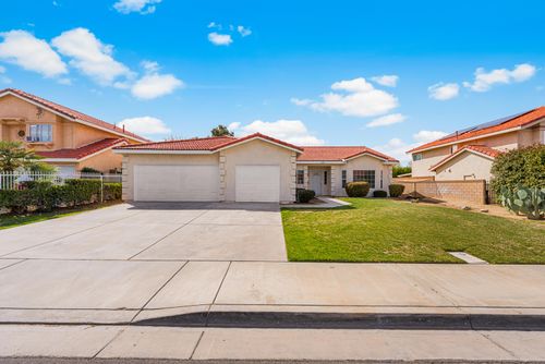 43453 Tali St, Lancaster, CA, 93535-2917 | Card Image