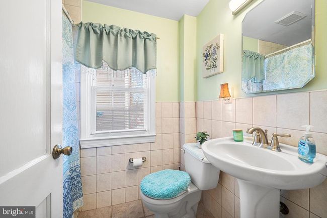 310 Manor Cir, House other with 4 bedrooms, 3 bathrooms and null parking in FOLSOM PA | Image 15