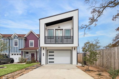 9233 Madera Rd, Houston, TX, 77078-2524 | Card Image