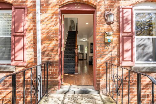 22-18 Brown Ave, Stamford, CT, 06902-5717 | Card Image