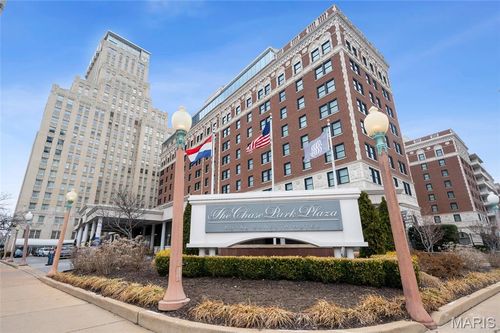 apt-1407-232 N Kingshighway Blvd, Saint Louis, MO, 63108-4000 | Card Image
