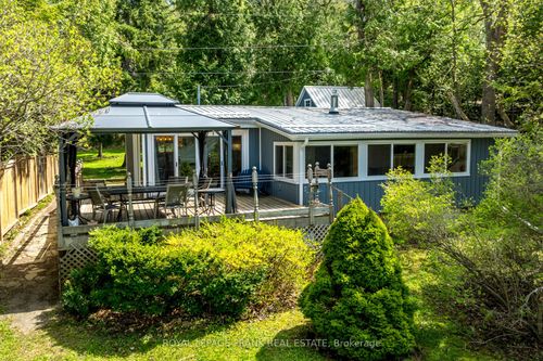 8 Daisy Trail, Dunsford, ON, K0M1L0 | Card Image