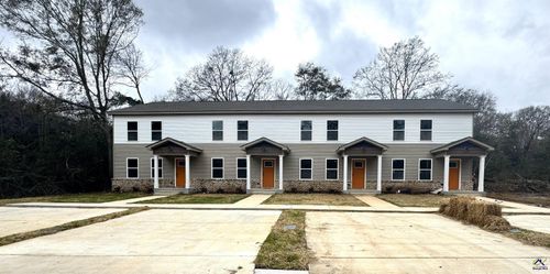 305 N 4th St, Warner Robins, GA, 31093-3319 | Card Image