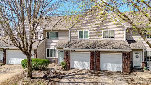 unit-202-7425 Wistful Vista Dr, West Des Moines, IA, 50266-8018 | Card Image