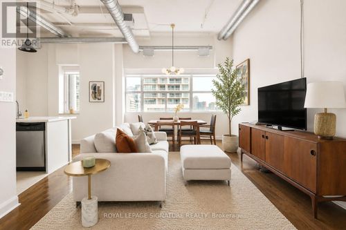 513-700 King St W, Toronto, ON, M5V2Y6 | Card Image